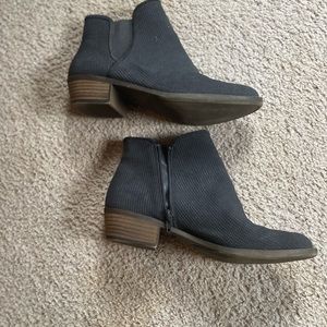 Women’s ankle boots